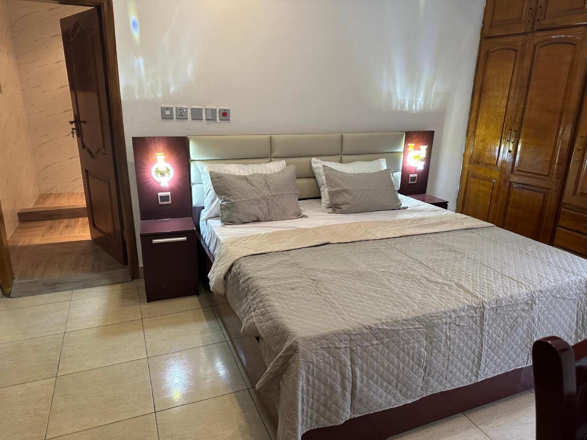 קומסי D Barfi Guesthouse, Excellent Location מראה חיצוני תמונה