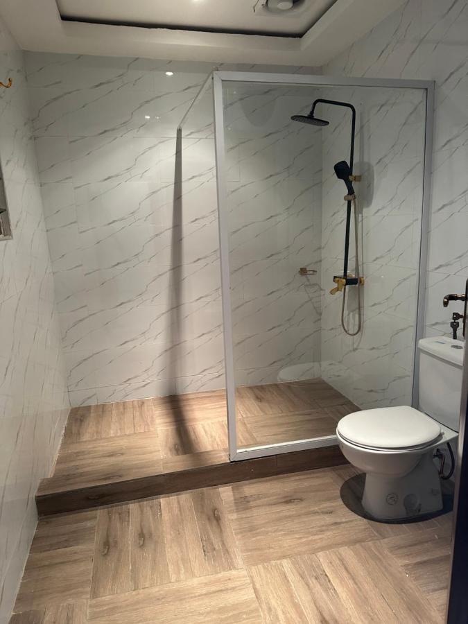 קומסי D Barfi Guesthouse, Excellent Location מראה חיצוני תמונה
